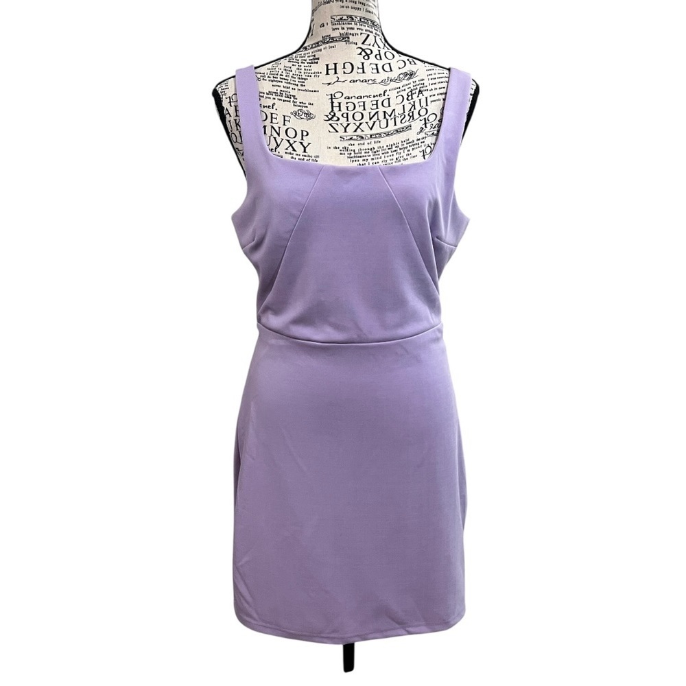 Lulu's Light Purple‎ Sleeveless Dress